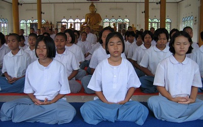 DWS girls meditat together400x